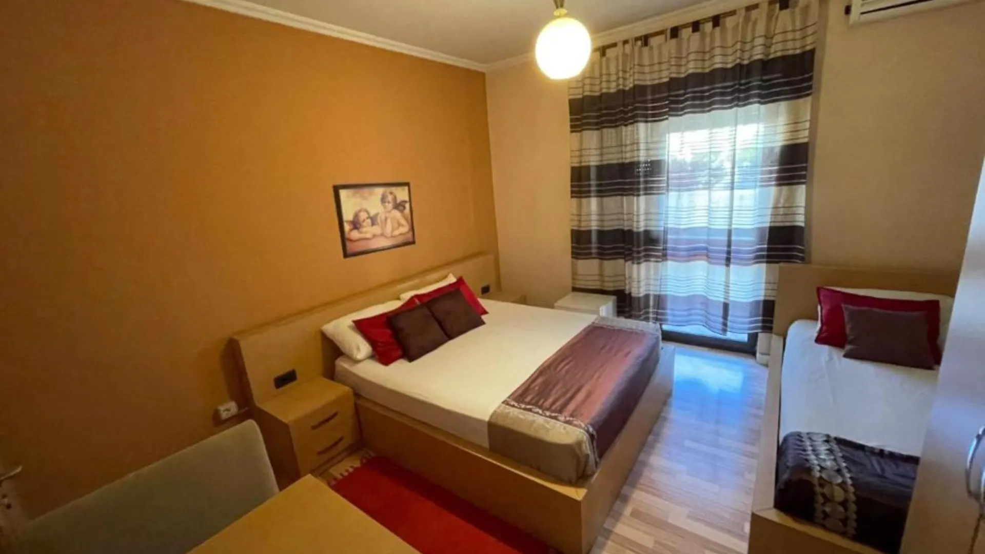 Hotel Algo Tirana
